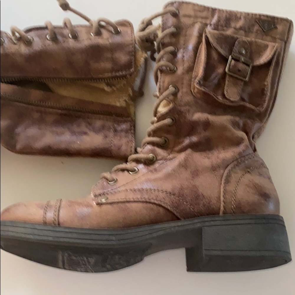 Roxy boots